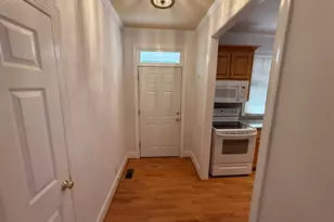 121 Woodcrest Dr, Eatonton, GA 31024 - Photo 2