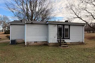 698 Melinda Dr, Winder, GA 30680 - Photo 8