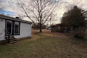 698 Melinda Dr, Winder, GA 30680 - Photo 6