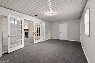 1009 Salisbury Trail, Riverdale, GA 30296 - Photo 14