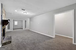 1009 Salisbury Trail, Riverdale, GA 30296 - Photo 6