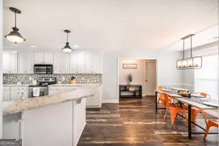 302 Erin Way, Warner Robins, GA 31088 - Photo 6