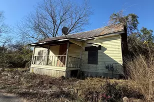 628 M L King St, Greenville, GA 30222 - Photo 2