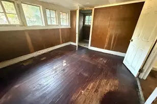 20 Johnson Rd NW, Atlanta, GA 30318 - Photo 10