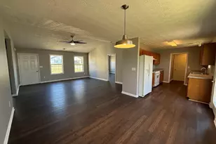 419 Shenandoah Ct, Winder, GA 30680 - Photo 2