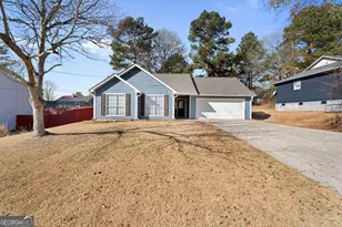 6149 Pembroke Dr, Rex, GA 30273 - Photo 2