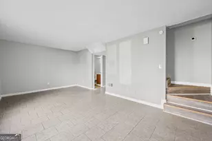 2127 Golfview Dr SE, Conyers, GA 30013 - Photo 6