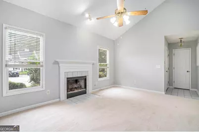 2294 Wellington Circle, Lithonia, GA 30058 - Photo 8