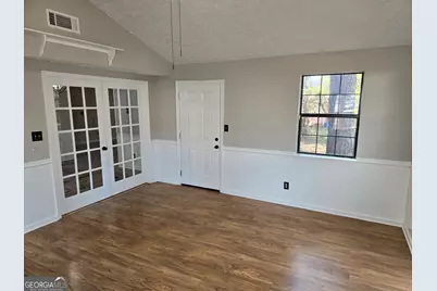 621 Maple Drive, Riverdale, GA 30274 - Photo 14