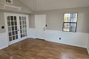 621 Maple Dr, Riverdale, GA 30274 - Photo 14