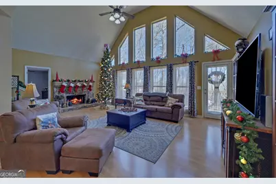 1889 Riverdale Road, Toccoa, GA 30577 - Photo 6