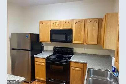 2858 Parkway Close, Lithonia, GA 30058 - Photo 4