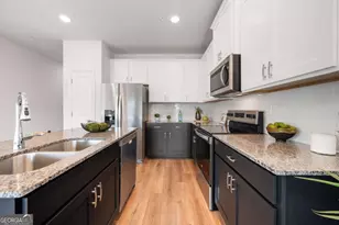 9435 Maple Grv Ln, Jonesboro, GA 30238 - Photo 16