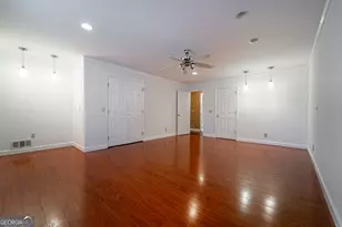 3926 Clubland Dr, Marietta, GA 30068 - Photo 18