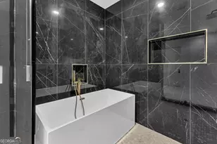 2361 Lynn Iris Dr, Decatur, GA 30032 - Photo 16