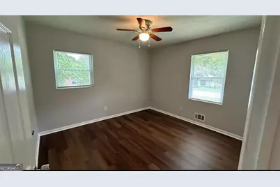 38 Royce Drive, Jonesboro, GA 30238 - Photo 6