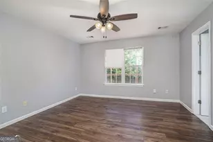 5060 Meadow Overlook, Cumming, GA 30040 - Photo 10