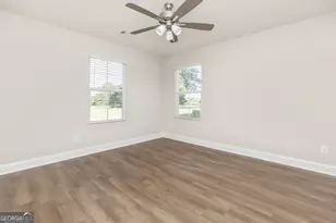 122 Tabor Dr, Warner Robins, GA 31093 - Photo 12