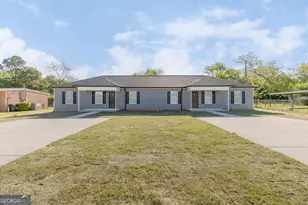 122 Tabor Dr, Warner Robins, GA 31093 - Photo 2