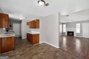 2820 Robinson Wood Dr, Riverdale, GA 30296 - Photo 18