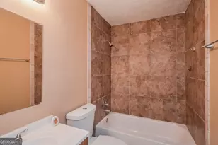 1912 Singer Way, Lithonia, GA 30058 - Photo 14