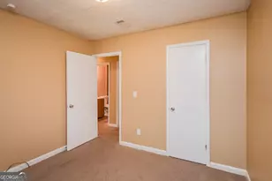 1912 Singer Way, Lithonia, GA 30058 - Photo 12