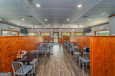 74 Albany Avenue W, Pearson, GA 31642 - Photo 12