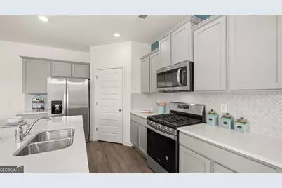 185 Lauritsen Way, Newnan, GA 30265 - Photo 6