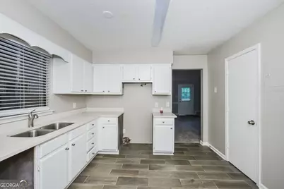 144 Fairview Drive, Stockbridge, GA 30281 - Photo 4