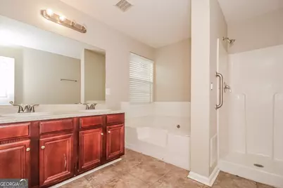 4321 Holliday Road, College Park, GA 30349 - Photo 10