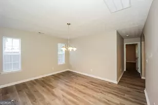 8227 Milam Loop, Fairburn, GA 30213 - Photo 4