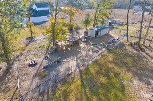 11 WALTON Way Dr, Nashville, GA 31639 - Photo 2