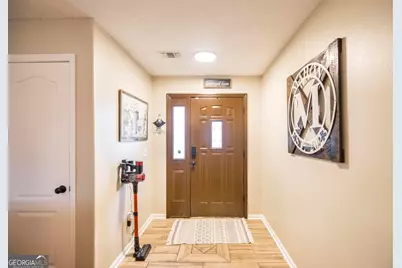 126 Country Walk, Warner Robins, GA 31088 - Photo 4