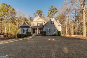 125 Lyndhurst Way, Sharpsburg, GA 30277 - Photo 2