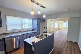 939 Crawford Dr, Albany, GA 31705 - Photo 10