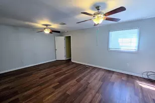 939 Crawford Dr, Albany, GA 31705 - Photo 8