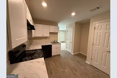 572 Elles Way, Griffin, GA 30223 - Photo 8