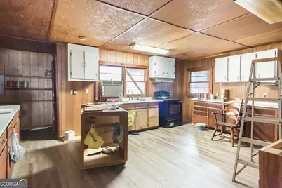 1609 Hall Street, Waycross, GA 31503 - Photo 12