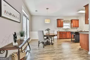 77 Lakeshore Pkwy, Newnan, GA 30263 - Photo 18