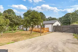 237 Sandra Dr NW, Lilburn, GA 30047 - Photo 30