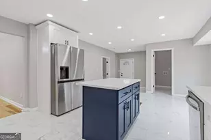 237 Sandra Dr NW, Lilburn, GA 30047 - Photo 12