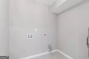 237 Sandra Dr NW, Lilburn, GA 30047 - Photo 16