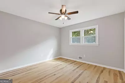 237 Sandra Drive NW, Lilburn, GA 30047 - Photo 26