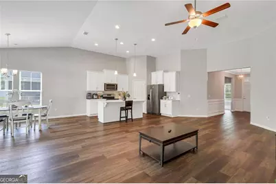 128 Clearwater Drive, Brunswick, GA 31523 - Photo 6