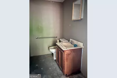 109 N Washington Street, Dublin, GA 31021 - Photo 6