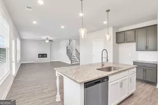 807 Brittany Nichole Ct, Bonaire, GA 31005 - Photo 6