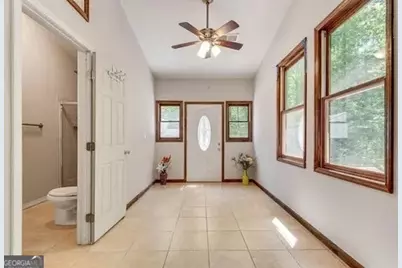 3990 Admiral Drive, Atlanta, GA 30341 - Photo 16