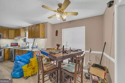 365 Falling Timber Court, Stockbridge, GA 30281 - Photo 16