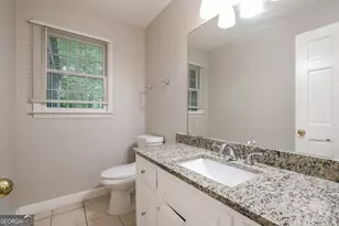 1672 Briarbend Ct, Stone Mountain, GA 30088 - Photo 20