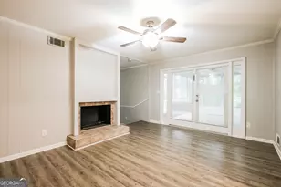 1672 Briarbend Ct, Stone Mountain, GA 30088 - Photo 6